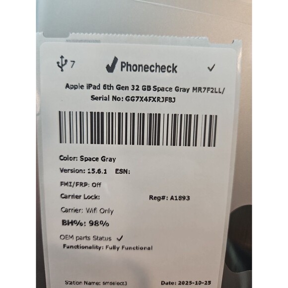 Apple iPad 9 WIFI + Cellular Space Gray 64GB +Rugged Combo Keyboard SUPER CLEAN! - Picture 8 of 10